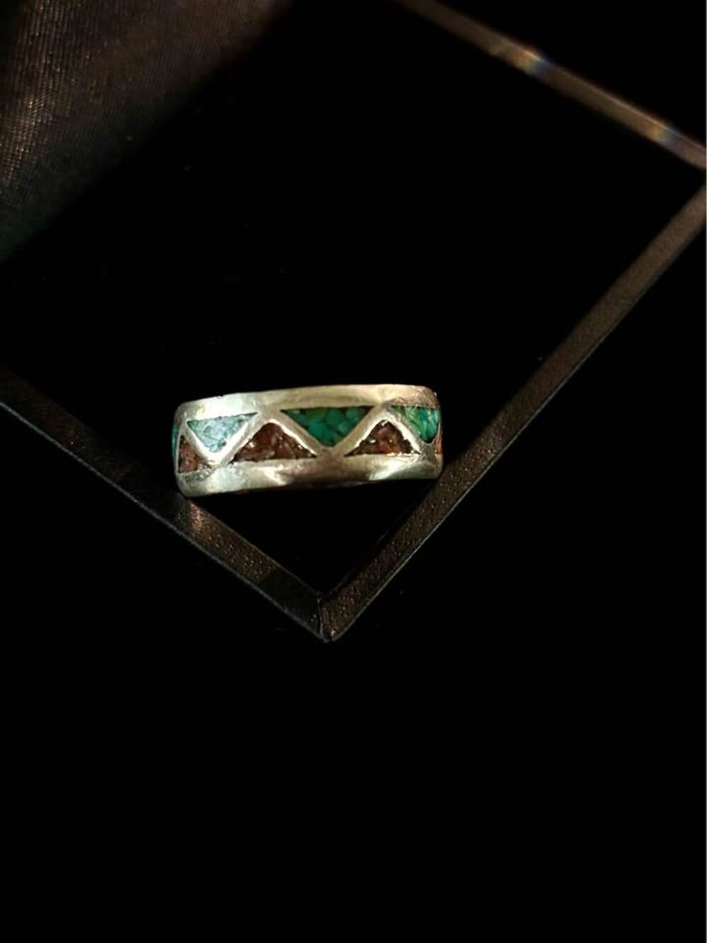 Vintage Sterling Silver Turquoise and Coral Inlay Band Ring – Sz 8.25, 5.6g
